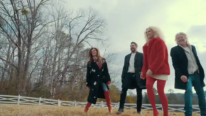 Christmas Time Is Here (Visualizer)