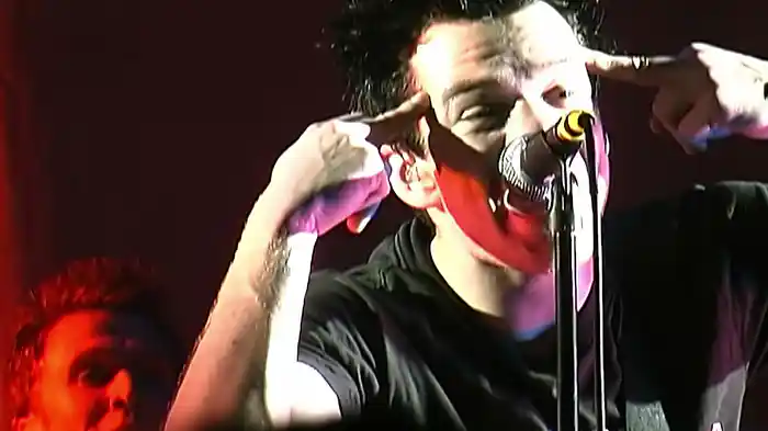 オーヴァー・マイ・ヘッド(ベター・オフ・デッド)