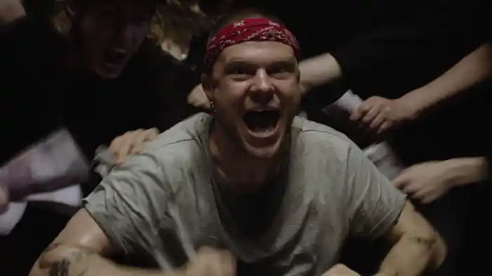 Riņķa deja (Krievu rulete)