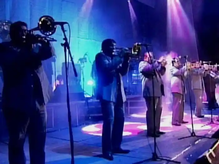 Cómo Fui A Enamorarme De Ti (En Vivo)