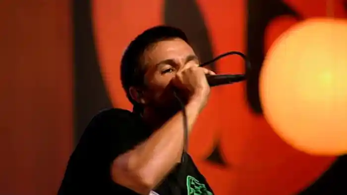 Toca Uma Regguera Aí (Ao Vivo)