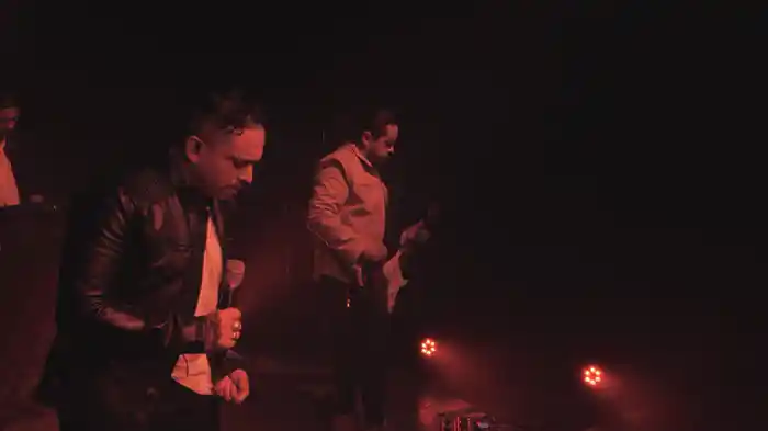 La Vida Entera