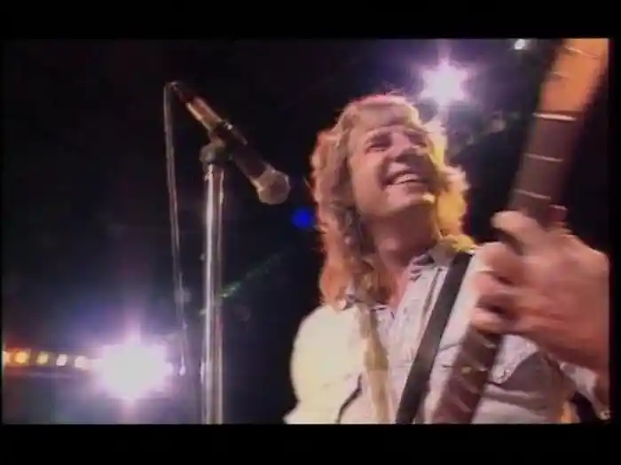 Can't Give You More (Stereo Video)