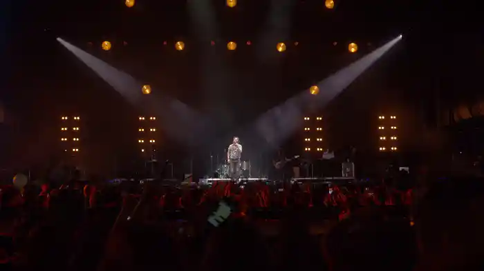 Y Ahora (En Directo En El Estadio Olímpico De La Cartuja De Sevilla / 2016)