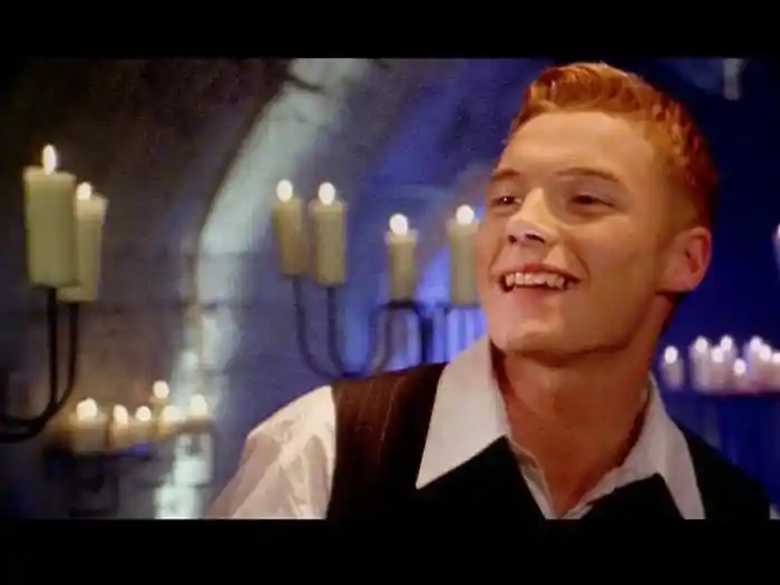 Love Me For A Reason (Stereo)