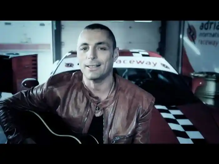 L'Attimo Per Sempre (Videoclip)