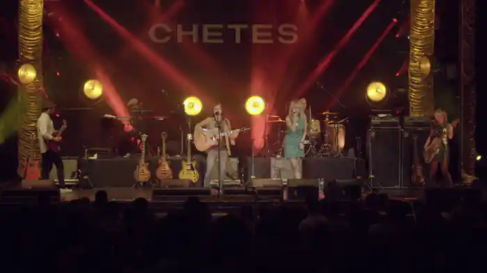 Si Tú No Vuelves (Chetes 20 Live)