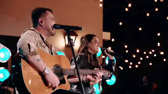 Tá Faltando Amor / Te Cuida Coração (Ao Vivo Em São Paulo / 2025)