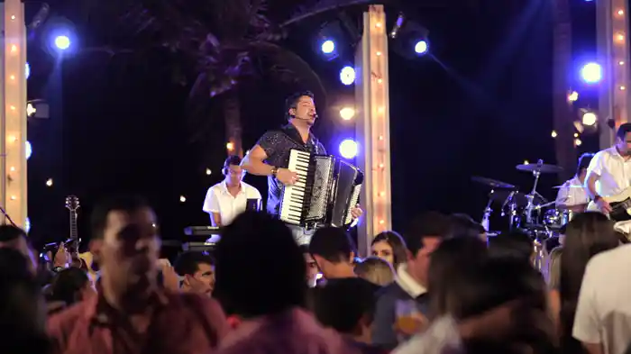 Dá Vontade De Beber (Ao Vivo)