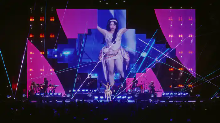 One, Two, Three, Go! (En Vivo Desde El Palacio de los Deportes, CDMX)