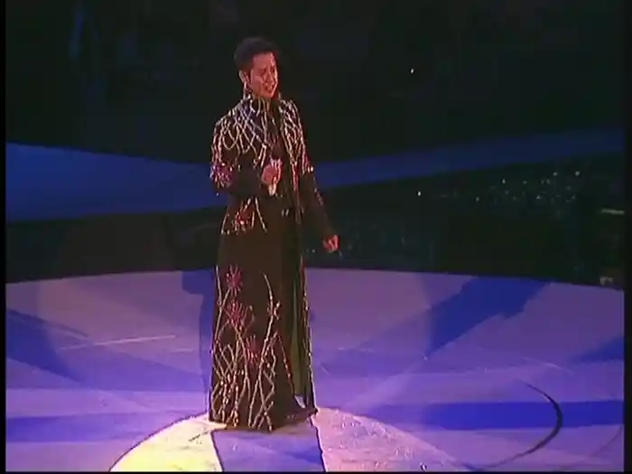 MEDLEY: 愛上您 / 愛是這樣甜 / 愛多一次 痛 (2005 Live)