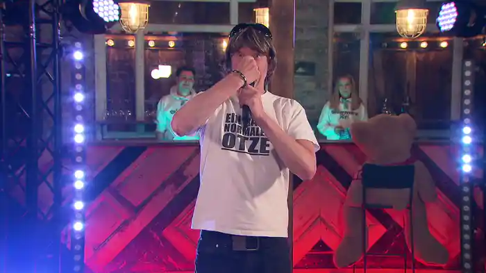 10 Liter Bier (und dann geht das) (Live - Ballermann Hits 2020)