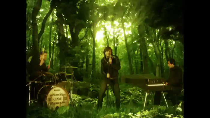 Somewhere Only We Know (US Video)