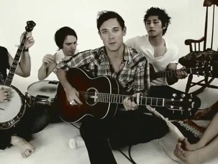 It Doesn't Mean A Thing (Bombastic Video)