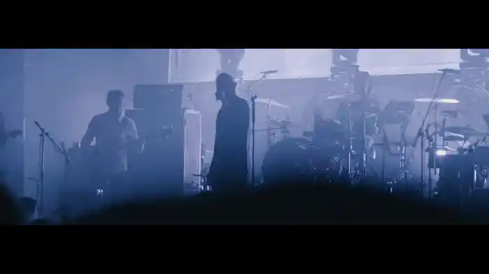 Hank (Live at Victoria Theatre)