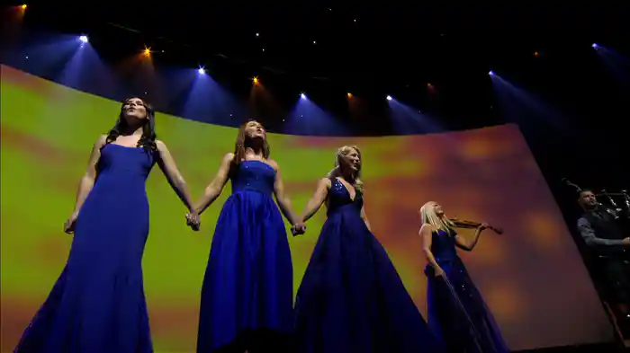 Walk Beside Me (Live In Concert From The Round Room At The Mansion House, Dublin, Ireland)