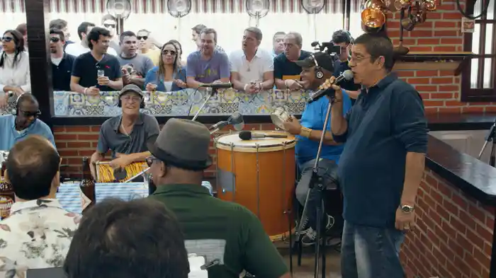 Toda A Hora (Ao Vivo)