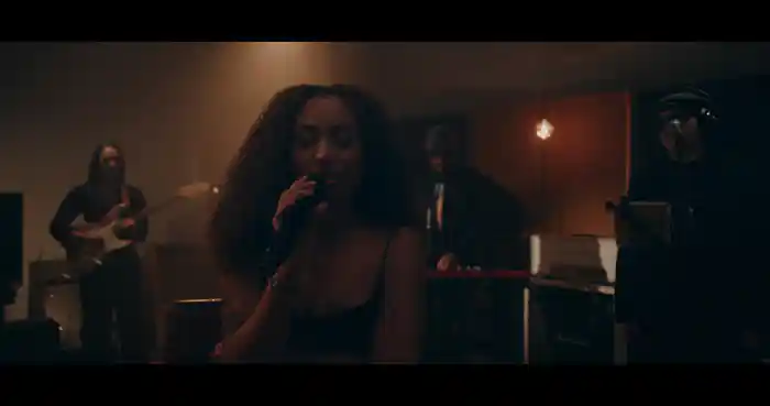 Avisa Ela (Ao Vivo Em São Paulo / 2026)