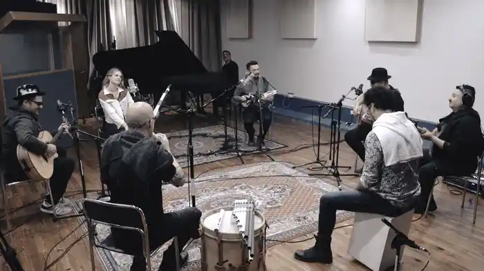 Hasta El Otro Carnaval