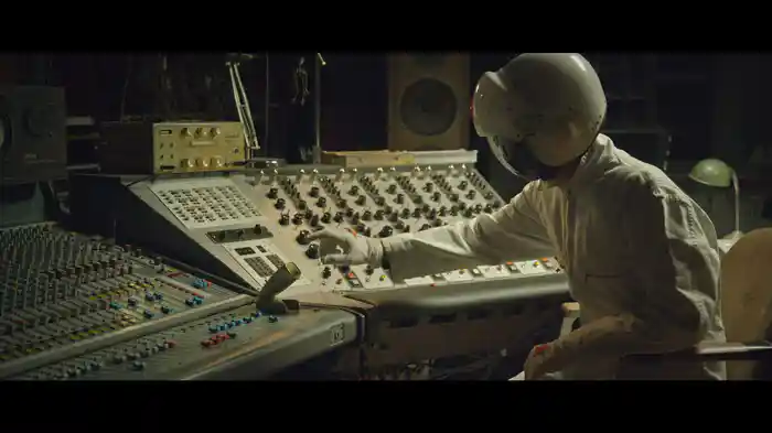 Camera - Album Trailer