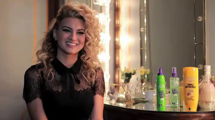 Tori Kelly Talks Her Signature Curls With Garnier Fructis