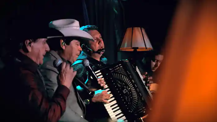 Trocar De Cama (Ao Vivo)