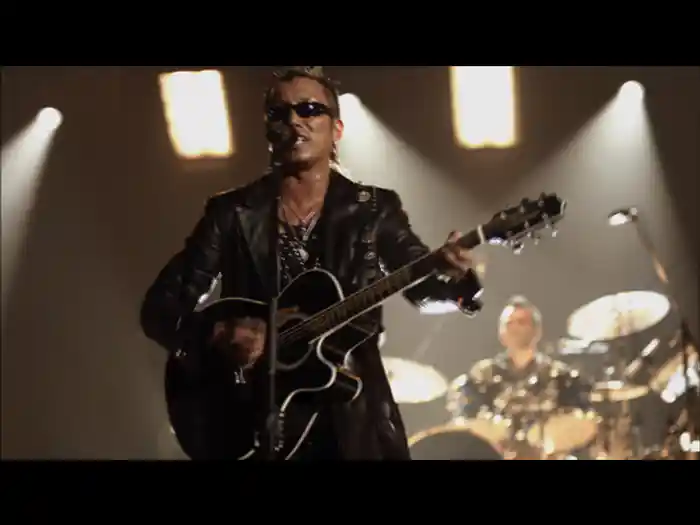 Success(ARENA TOUR 2010-2011 TRY AGAINより)