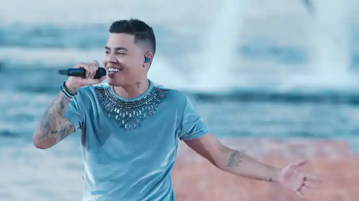 Fetiche (Felipe Araújo In Brasília / Ao Vivo Na Praia / 2019)