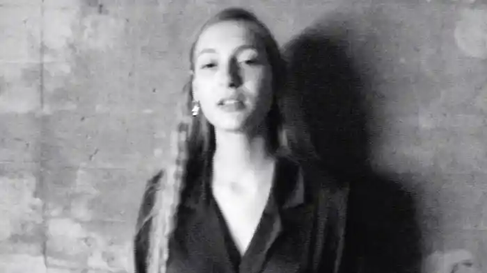 SYNARGIS CHAONIA: Ogen Wennen Altijd Aan Het Donker