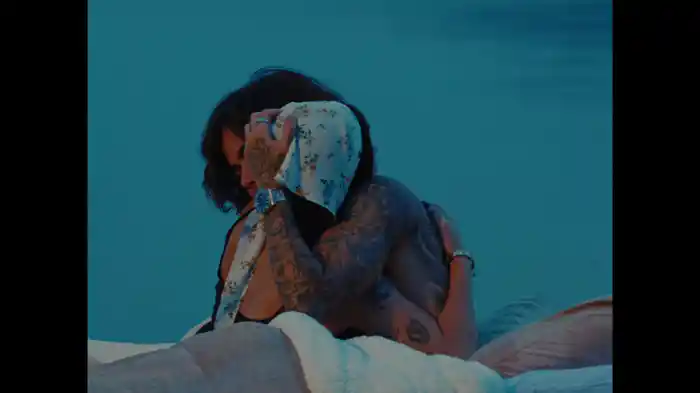 tudo - mentira