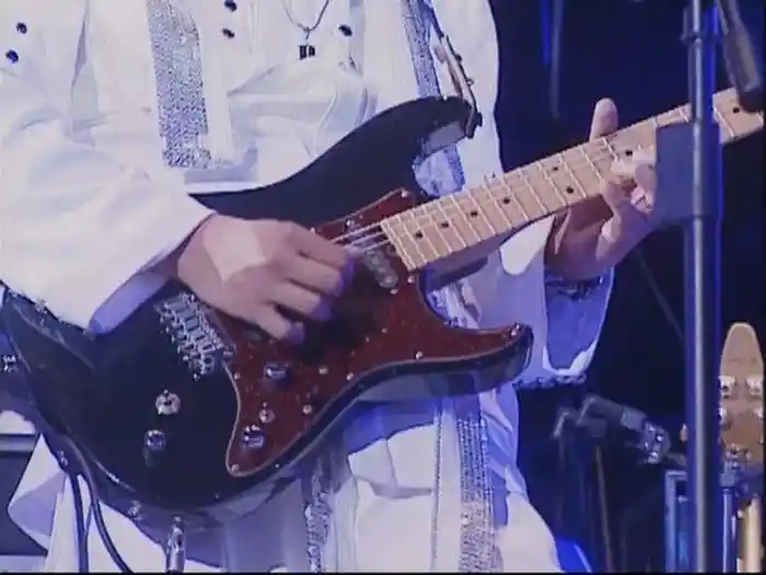 MEDLEY: 等 / 一生何求