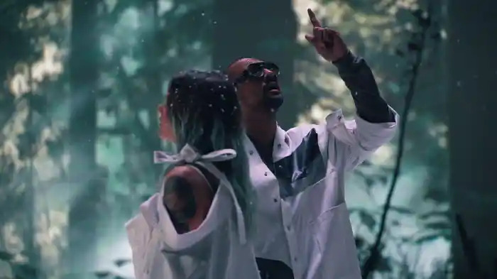 Calling On Me (Behind The Scenes)