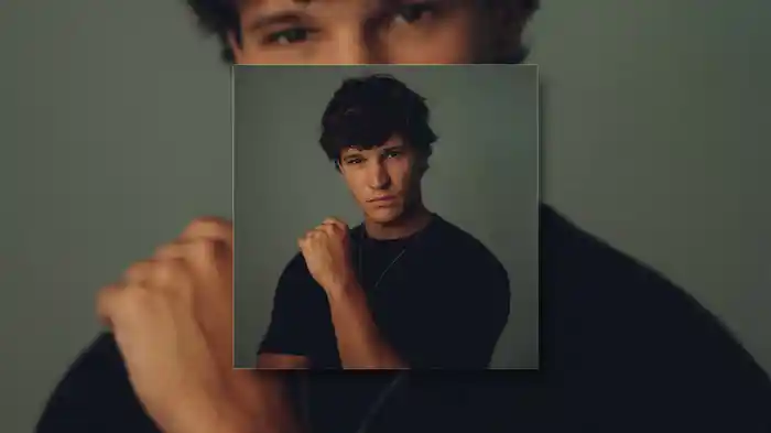 Lang nicht hier (Visualizer)