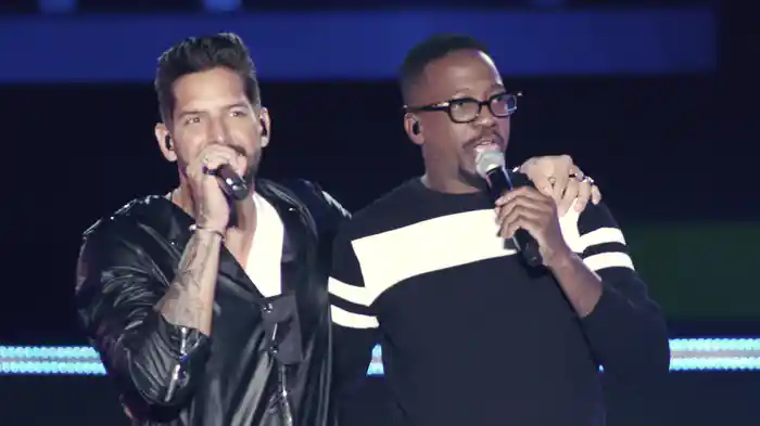 Stand-Up (No Seu Portão) (Ao Vivo Em Belo Horizonte / 2019)