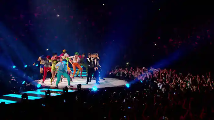 These Days (Live At The O2 Arena, London / 2015)