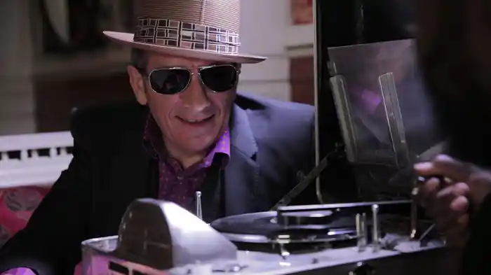 Walk Us UPTOWN (Lyric Video)