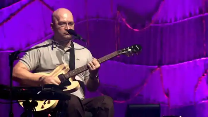 Óculos (Ao Vivo No Rio De Janeiro / 2010)