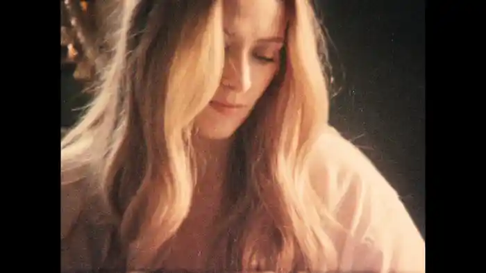 Au-dessus des roseaux