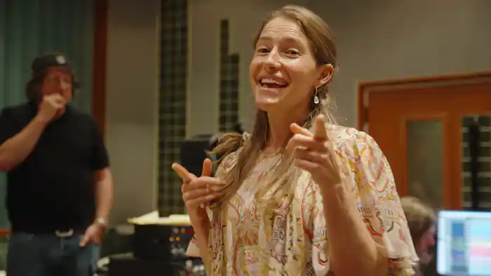 You're It For Me, Honey. (Studio Video)