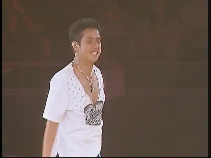 MEDLEY: 世界停頓 / 刺客 (2005 Live)