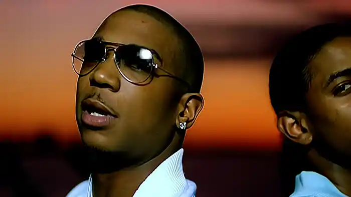 コート・アップ feat．ロイド