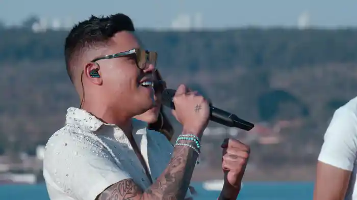 Quebra Essa (Felipe Araújo In Brasília / Ao Vivo Na Praia / 2019)