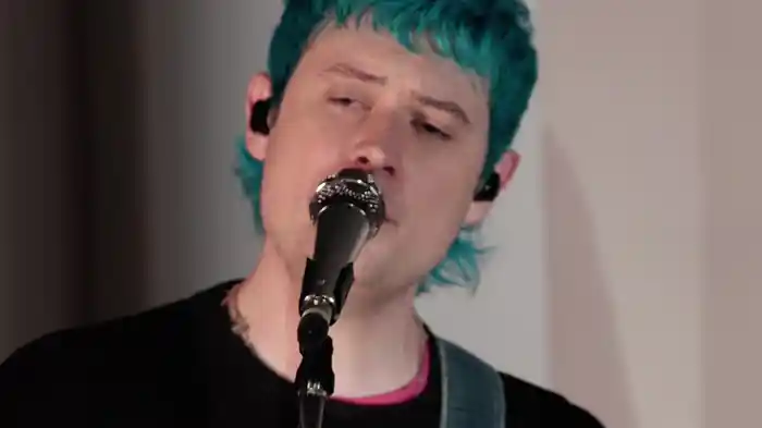 Black Confetti (Live)