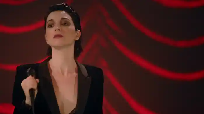 Savior (piano version / Live / The Belasco Theater, Los Angeles / 10-02-2018)