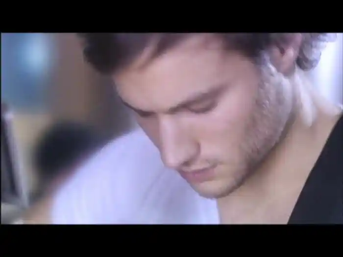 When Will I See Your Face Again performed at Air Studios