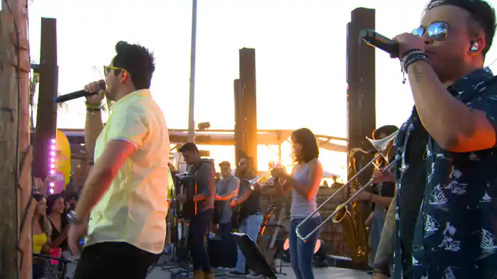 Casou Certinho (Na Praia / Ao Vivo)