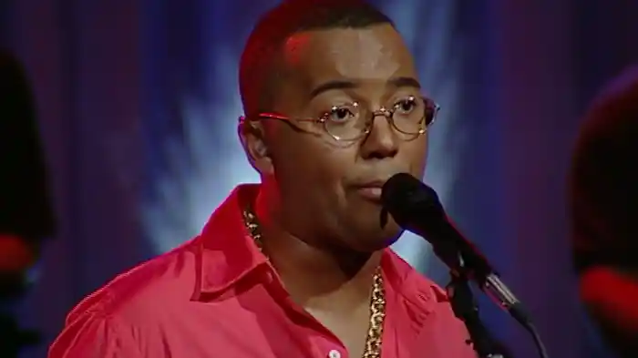 Trepa No Coqueiro / Segure Tudo (Ao Vivo)