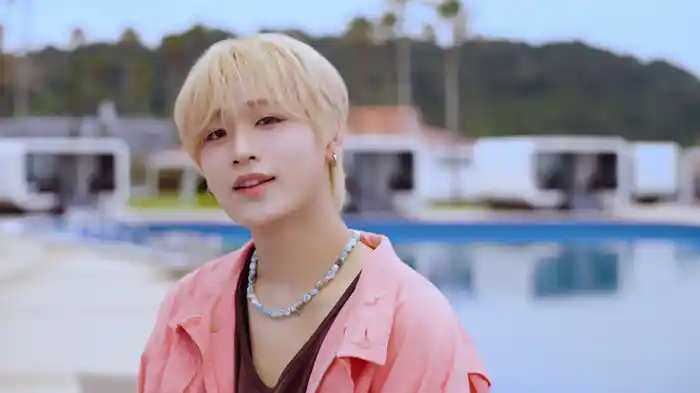 IDOL (Performance Video)
