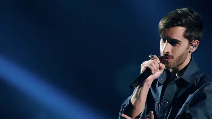 Melim - Menina Na Rua (DVD Melhor De Três) (Ao Vivo Em São Paulo / 2023)