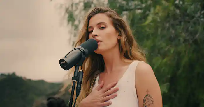 Boy (Live Performance)